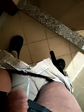 Snapshot of couple1508 chatting on January 2026 04:14:01 PM couple1508 online show from January 2026 04:14:01 PM