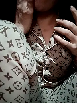 natra0033 online show from January 2026 03:04:01 PM