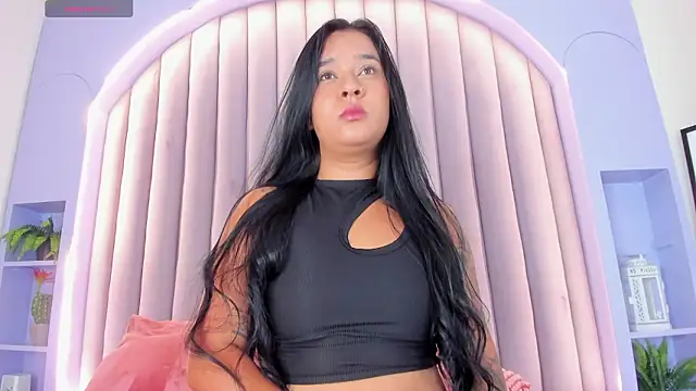 ChloeeMiller   online show from February 2026 11:54:01 AM