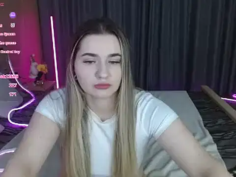 BellaaBlushh online show from January 2026 03:54:01 AM