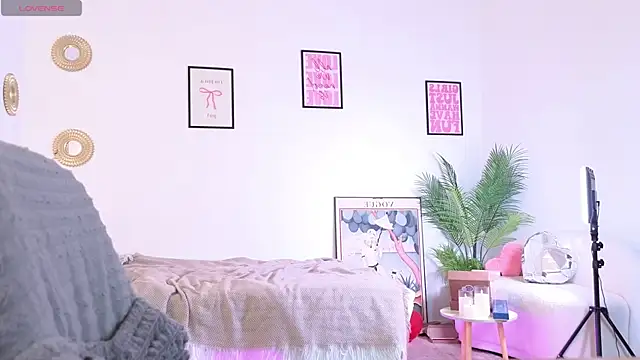 casey robbinss online show from March 2026 07:59:01 AM