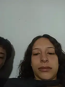 AlexxaAndRileyy online show from April 2026 11:13:02 AM