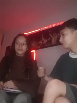 AlexxaAndRileyy online show from February 2026 12:01:02 PM