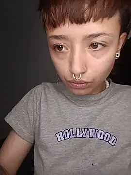 AlexxaAndRileyy online show from February 2026 03:43:01 PM