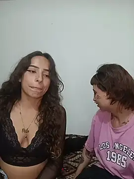 AlexxaAndRileyy online show from March 2026 06:14:01 AM