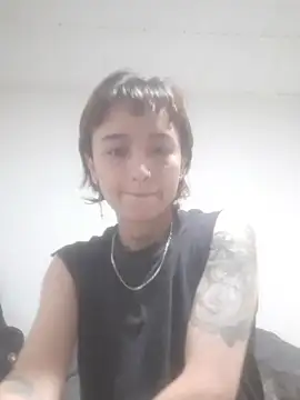 AlexxaAndRileyy online show from April 2026 11:07:02 PM