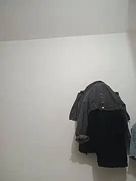 AlexxaAndRileyy online show from March 2026 03:44:01 PM