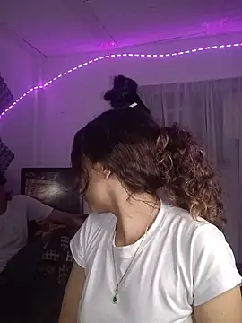AlexxaAndRileyy online show from June 2026 05:29:01 PM