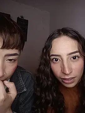 AlexxaAndRileyy online show from February 2026 10:21:02 PM