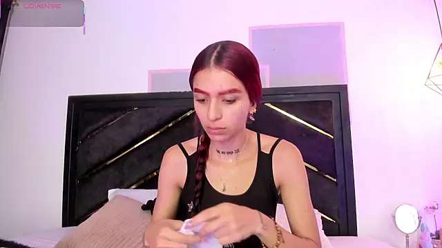 april jones05 online show from April 2026 12:12:02 PM