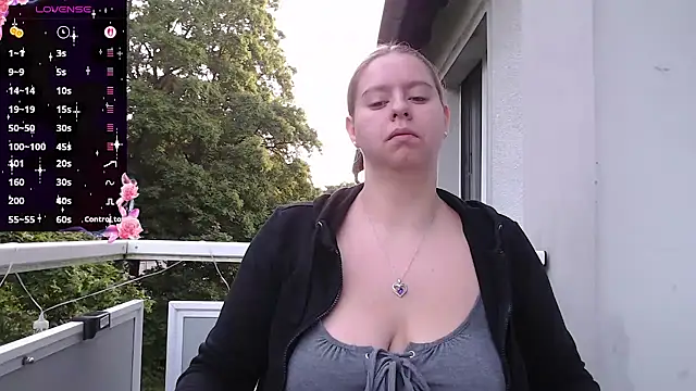 Mia lou05 online show from May 2026 04:23:01 AM