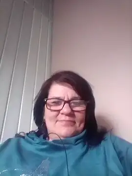 NysiOlsen online show from April 2026 12:22:01 PM