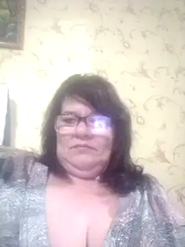 NysiOlsen online show from May 2026 05:52:01 PM
