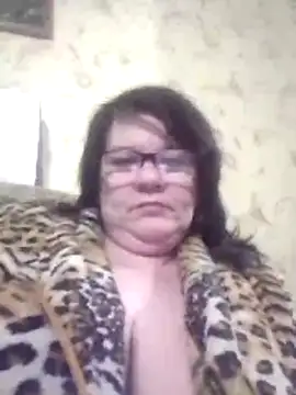 NysiOlsen online show from April 2026 05:28:02 PM