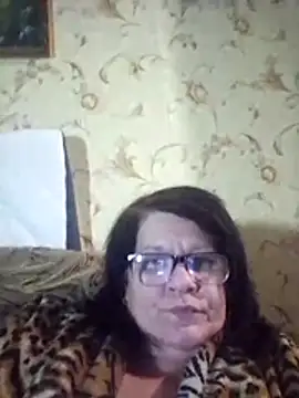 NysiOlsen online show from February 2026 09:25:01 PM