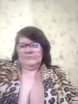 NysiOlsen online show from April 2026 04:57:02 PM