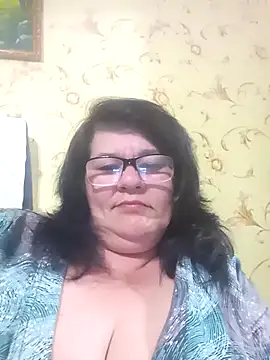 NysiOlsen online show from May 2026 06:23:01 PM