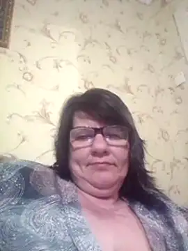 NysiOlsen online show from May 2026 08:23:02 PM