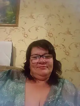 NysiOlsen online show from May 2026 06:42:02 PM