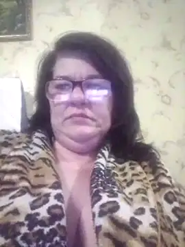 NysiOlsen online show from April 2026 04:19:01 PM