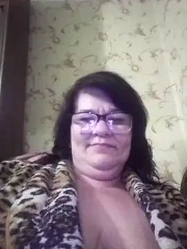 NysiOlsen online show from April 2026 05:37:01 PM