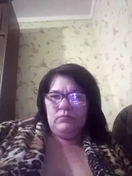 NysiOlsen online show from April 2026 03:46:01 PM