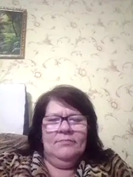 NysiOlsen online show from February 2026 05:00:02 PM