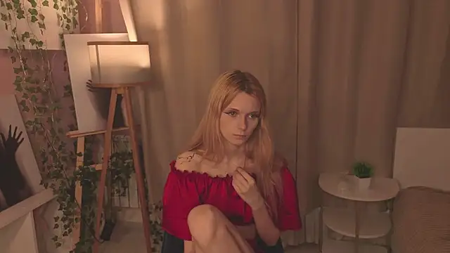 Snapshot of JuanaSumma chatting on April 2026 06:09:01 AM JuanaSumma online show from April 2026 06:09:01 AM