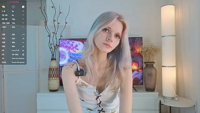 JuanaSumma online show from May 2026 06:08:01 AM