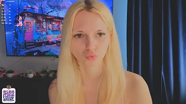 JuanaSumma online show from June 2026 06:08:01 AM