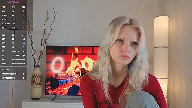 JuanaSumma online show from May 2026 06:08:01 AM