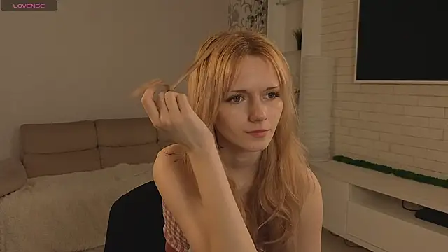 Snapshot of JuanaSumma chatting on March 2026 06:13:01 AM JuanaSumma online show from March 2026 06:13:01 AM