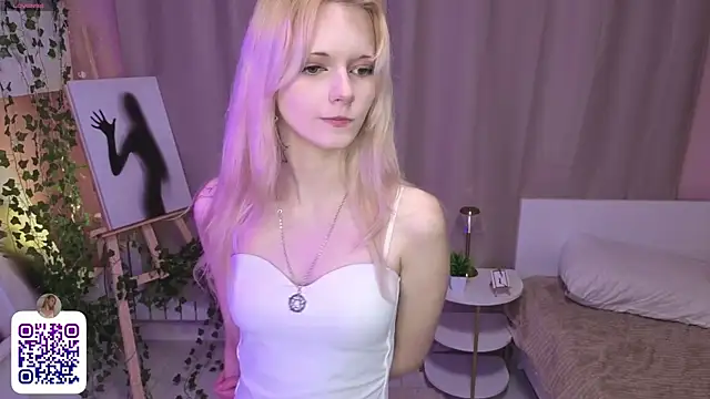JuanaSumma online show from May 2026 06:10:02 AM