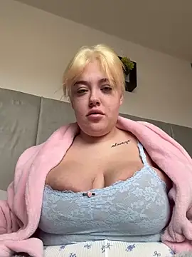 Princess-ivyxoxo online show from February 2026 10:01:02 AM