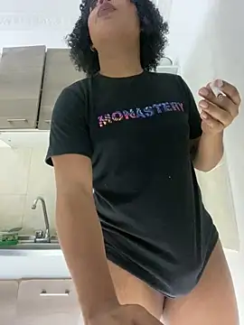 Snapshot of valeria_19x chatting on February 2026 07:46:01 AM valeria 19x online show from February 2026 07:46:01 AM