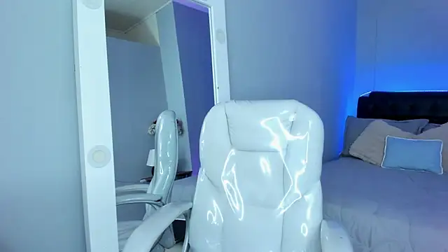 Snapshot of Liam9_ chatting on February 2026 12:04:01 PM Liam9 online show from February 2026 12:04:01 PM