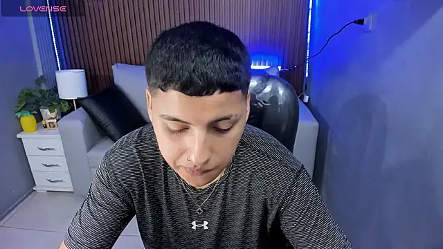 Snapshot of Liam9_ chatting on February 2026 12:38:01 PM Liam9 online show from February 2026 12:38:01 PM