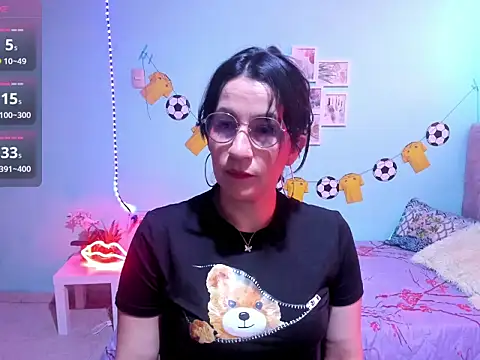 Snapshot of talia_mystic chatting on June 2026 12:54:02 PM talia mystic online show from June 2026 12:54:02 PM