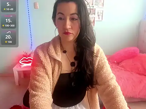 Snapshot of talia_mystic chatting on June 2026 01:12:02 PM talia mystic online show from June 2026 01:12:02 PM