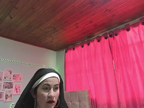 talia mystic online show from April 2026 01:13:01 PM