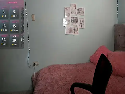 Snapshot of talia_mystic chatting on April 2026 01:07:02 PM talia mystic online show from April 2026 01:07:02 PM