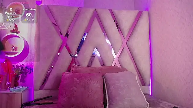 Madyson Hill online show from March 2026 11:33:02 AM