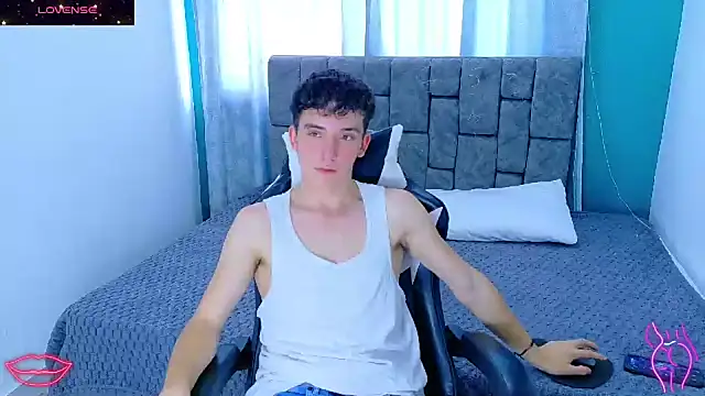 Snapshot of SamBoycash_ chatting on January 2026 08:45:01 PM SamBoycash online show from January 2026 08:45:01 PM