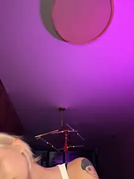 AgataBloomie online show from January 2026 06:33:02 PM