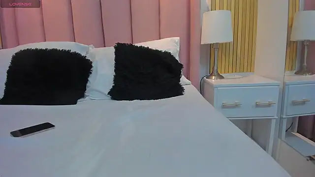 xXxSamantha   online show from February 2026 08:08:02 PM