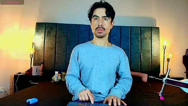 Ethan Briggs  online show from April 2026 03:36:02 AM