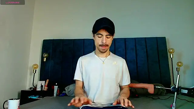 Ethan Briggs  online show from April 2026 03:35:01 AM