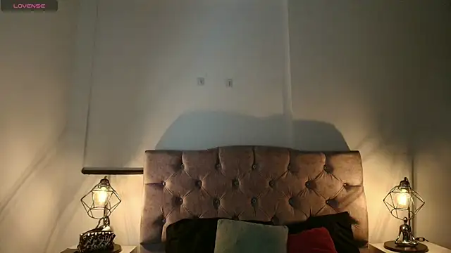 Ethan Briggs  online show from April 2026 03:46:02 AM