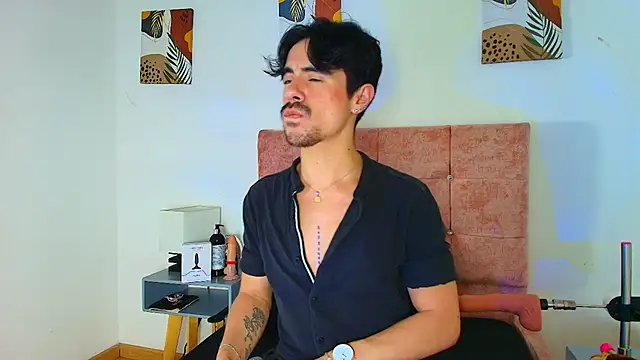 Ethan Briggs  online show from February 2026 03:39:01 AM