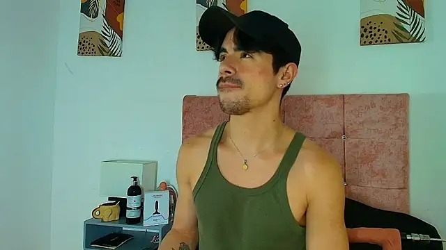 Ethan Briggs  online show from February 2026 03:48:02 AM